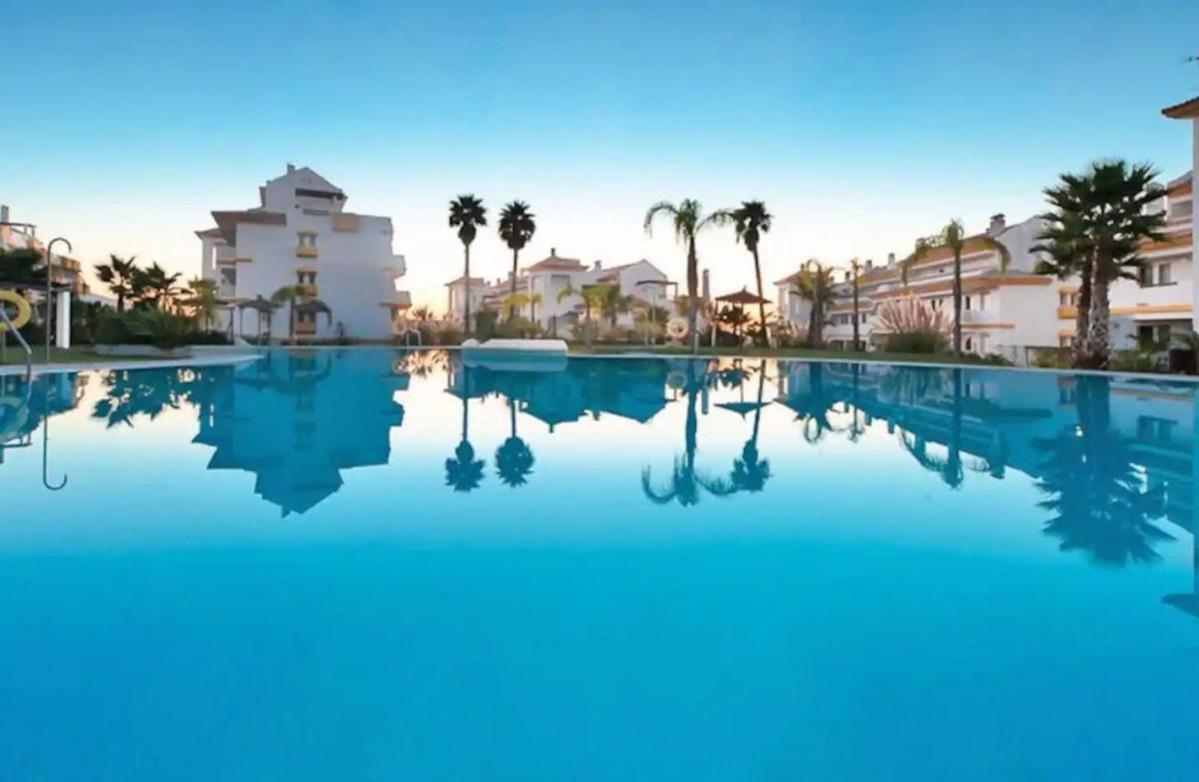 Calanova Grand Golf 2 Bed - Golf Course Views Apartment *