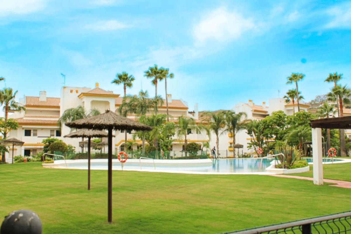 Calanova Grand Golf 2 Bed - Golf Course Views Apartment Málaga